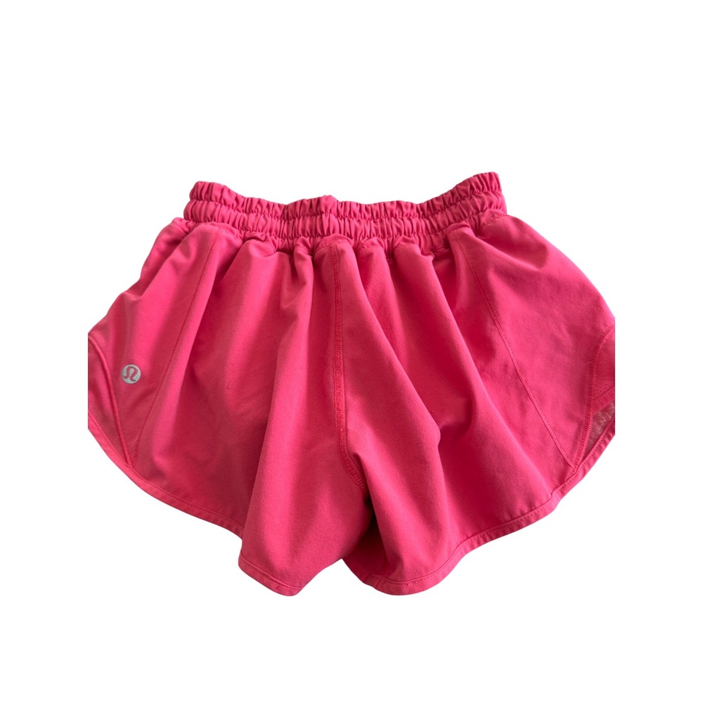 Lululemon Hotty Hot High-Rise Lined Short 2.5 Pink Size 2 LW7AW9R